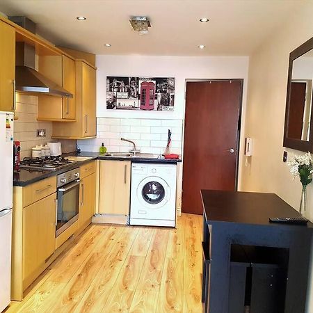Comfortable Studio Flat Near Central London Exteriör bild
