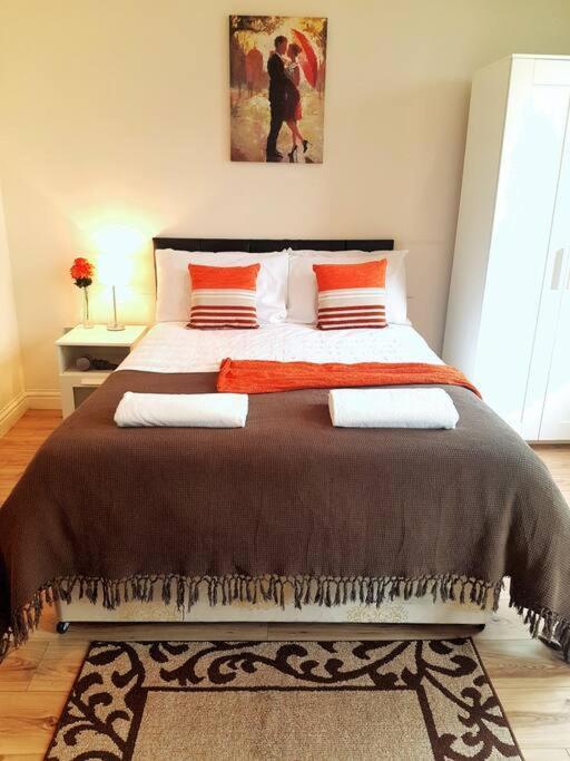 Comfortable Studio Flat Near Central London Exteriör bild